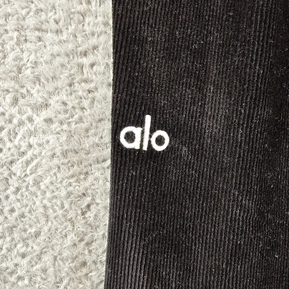 Alo Yoga Black Micro Corduroy Dreamer Wide Leg Trousers Pants Large L